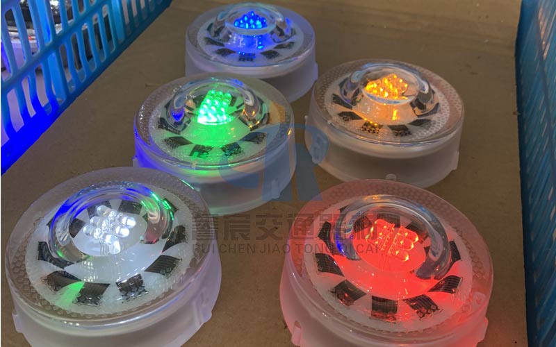 360 Degree Plastic Solar Stud Lights